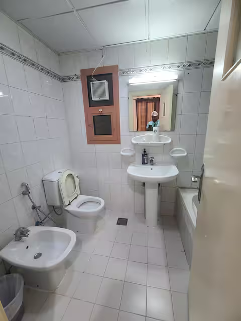 Sharing Apartment Private Room in Al Falah Street Abu Dhabi