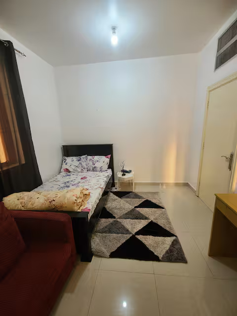 Sharing Apartment Private Room in Al Falah Street Abu Dhabi
